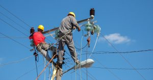 USP cria tecnologia que reduz tempo sem energia em caso de falhas na rede elétrica