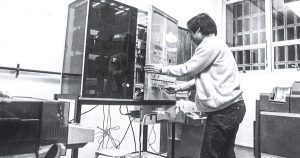 Patinho Feio, primeiro computador construído pela Escola Politécnica, completa 50 anos
