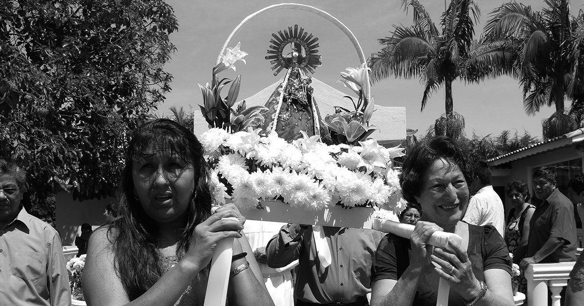 Fiesta por la Virgen de Copacabana. Misión Paz - Foto: Eduardo Schwartzberg