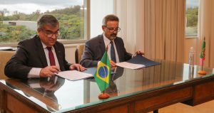 USP e Universidade Nova de Lisboa assinam convênio para cooperação acadêmica