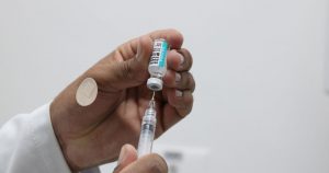 Estudo analisa eficácia da quarta dose das vacinas contra a covid-19