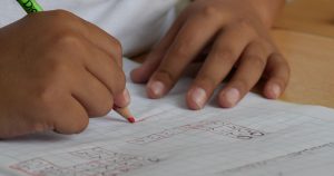 É preciso diminuir a desigualdade no Brasil para que a educação possa melhorar
