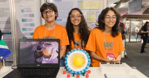 Jovens cientistas selecionados em feira da USP participam de mostra internacional