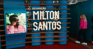 Exposição lembra vida e obra de Milton Santos