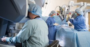 Na urologia, cirurgia robótica contribui para uma rápida recuperação do paciente