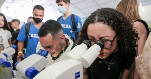 Políticas públicas baseadas na ciência são a chave para a melhoria da educação brasileira