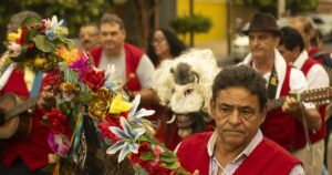 Relatos de fé e de milagres inspiram documentário sobre a Folia de Reis
