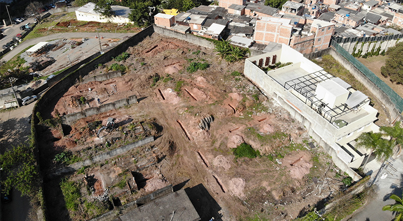 Vista aérea de terreno do Sítio Morumbi, Jardim Panorama, São Paulo, onde foram realizadas pesquisas em 2022 - Foto: Leticia Correa/Zanettini Arqueologia