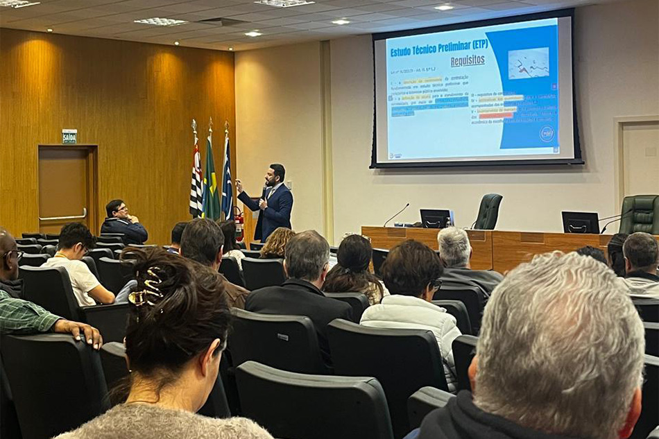 O uso prático do sistema compras.gov.br, a formação de equipes de planejamento e contratação e a organização estratégica das contratações com foco em obras públicas foram temas dos workshops realizados em agosto – Foto: Divulgação