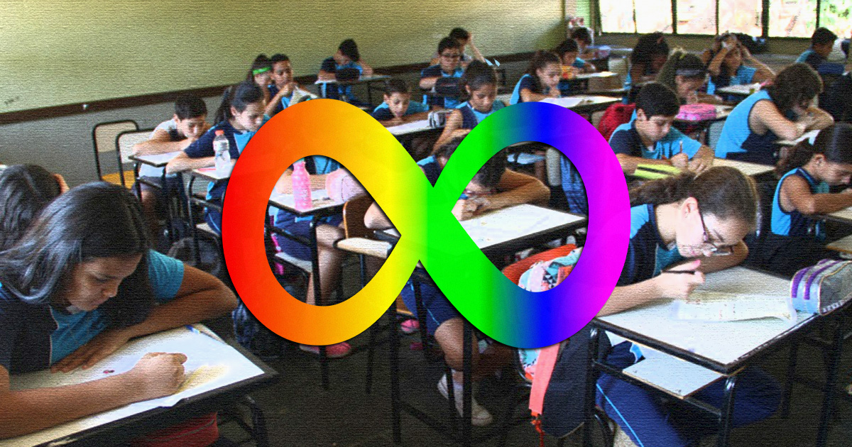 Imagem de uma sala de aula onde convivem muitos alunos, cada qual realizando suas tarefas