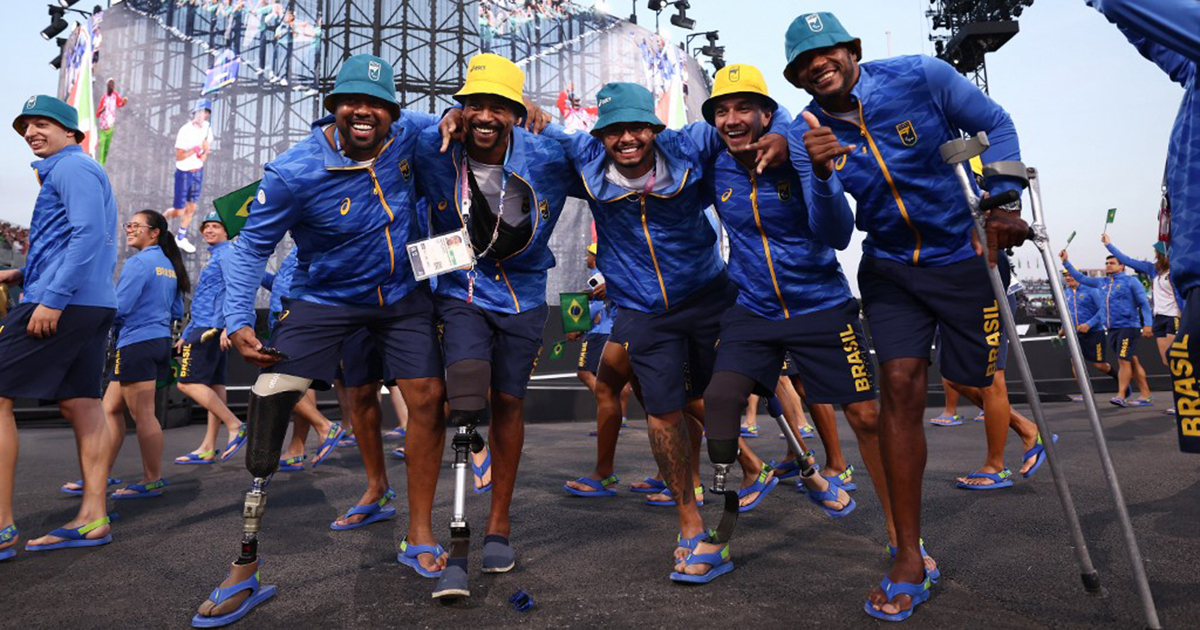 Brazil's delegation parades at the Place de la Concorde during the Paris 2024 Paralympic Games Opening Ceremony in Paris on August 28, 2024. (Photo by Franck FIFE / AFP)