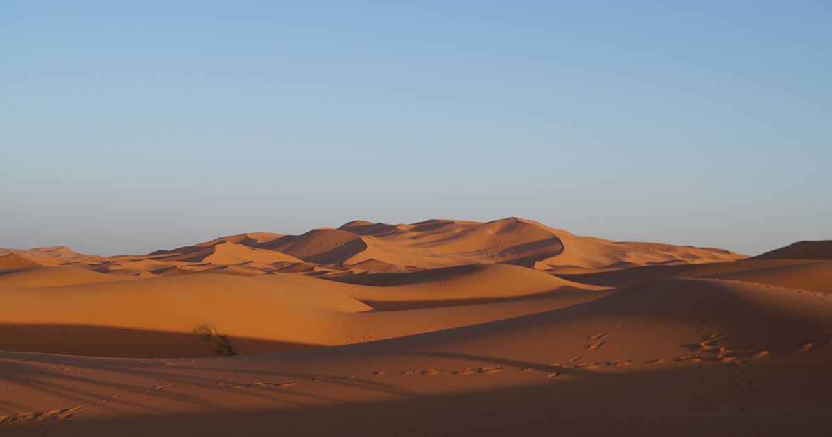 Imagem que mostra o deserto do Saara