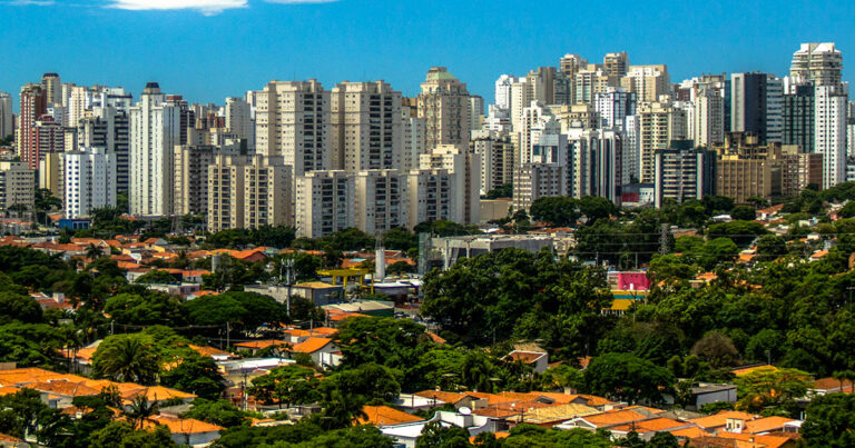 Imagem: Foto do horizonte da cidade de São Paulo