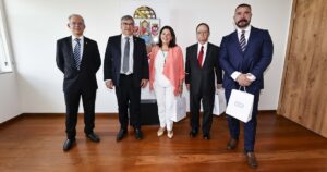 Em visita à USP, embaixadora da Espanha no Brasil propõe o aumento de atividades conjuntas