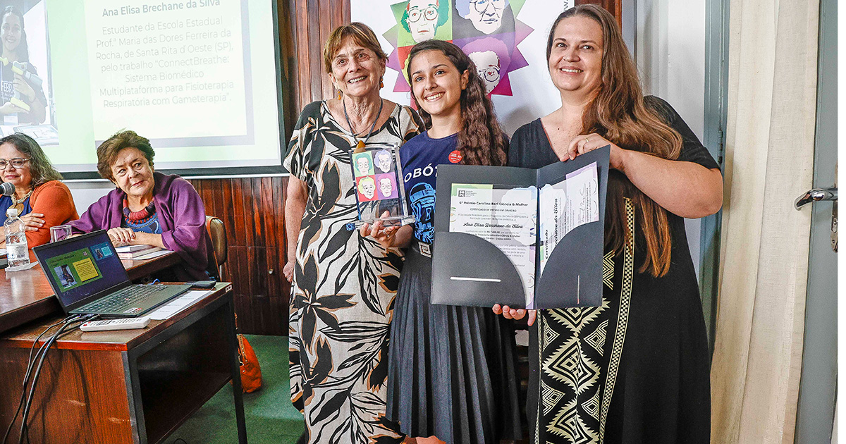 Jovens cientistas recebem Prêmio Carolina Bori Ciência & Mulher