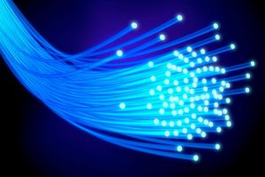 USP inicia implantação de rede de fibra óptica