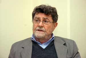 Adilson Carvalho foi diretor do Instituto de Geociências de 1995 a 1999