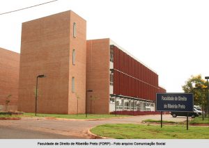 Faculdade de Direito de Ribeirão Preto abre licitação para o serviço de lanchonete