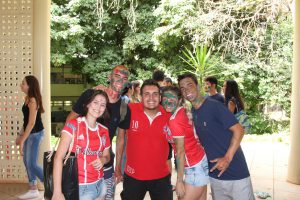 Solidariedade marca a chegada dos calouros na USP em Ribeirão