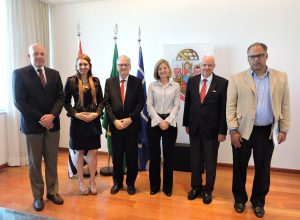 Representantes da OEA e do governo de Honduras visitam a Reitoria