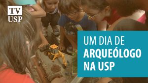 Crianças e adolescentes têm dia de arqueólogo na USP