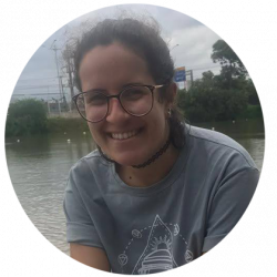 Júlia Blanco, estudante do 5º ano do curso de bacharelado em química, do Instituto de Química (IQ) da USP - Foto: Arquivo pessoal