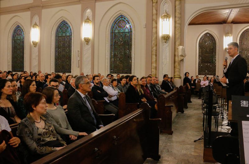 Valdinei Ferreira (pastor igreja Presbiteriana)  durante o Concerto de Inauguração do órgão - Foto: Cecília Bastos/USP Imagens