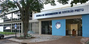 Enfermagem de Ribeirão Preto completa 64 anos dedicados à saúde das pessoas