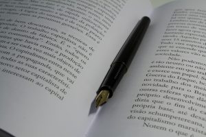Revista Desassossego lança dossiê “Afetos, Emoções e Paixões na prosa contemporânea”